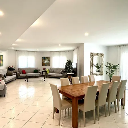 Villa Arenda Alamo Pino Alto Miami Playa