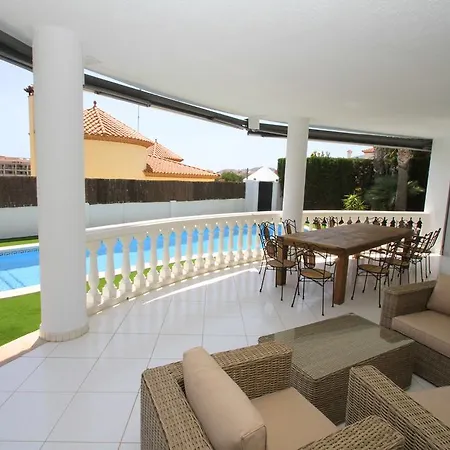 Arenda Alamo Pino Alto Villa