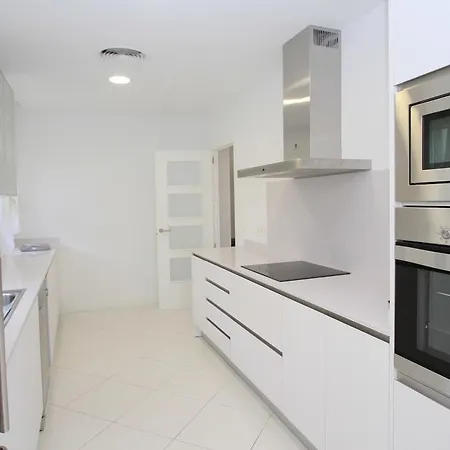 Arenda Alamo Pino Alto Miami Playa
